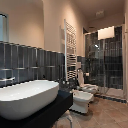 Tenuta Tre Gemme In Cantina- Renascenzia Santirene * Catignano