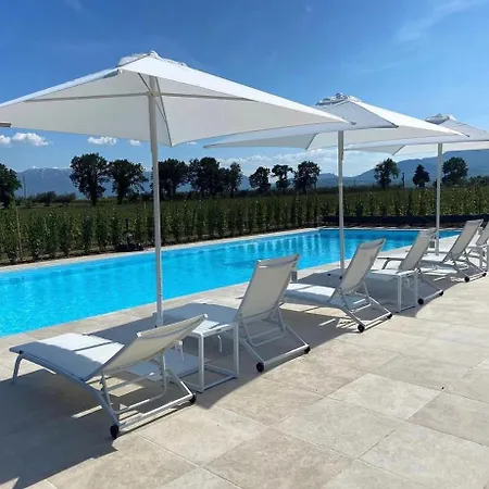 Tenuta Tre Gemme In Cantina- Renascenzia Santirene Alloggio per agriturismo *