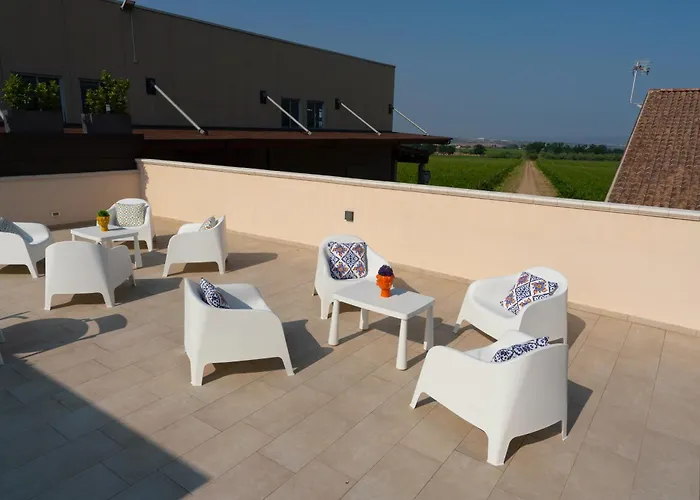 Tenuta Tre Gemme In Cantina- Renascenzia Santirene Agroturismo *