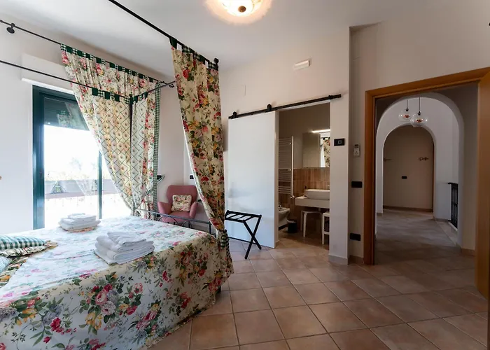 Tenuta Tre Gemme In Cantina- Renascenzia Santirene *